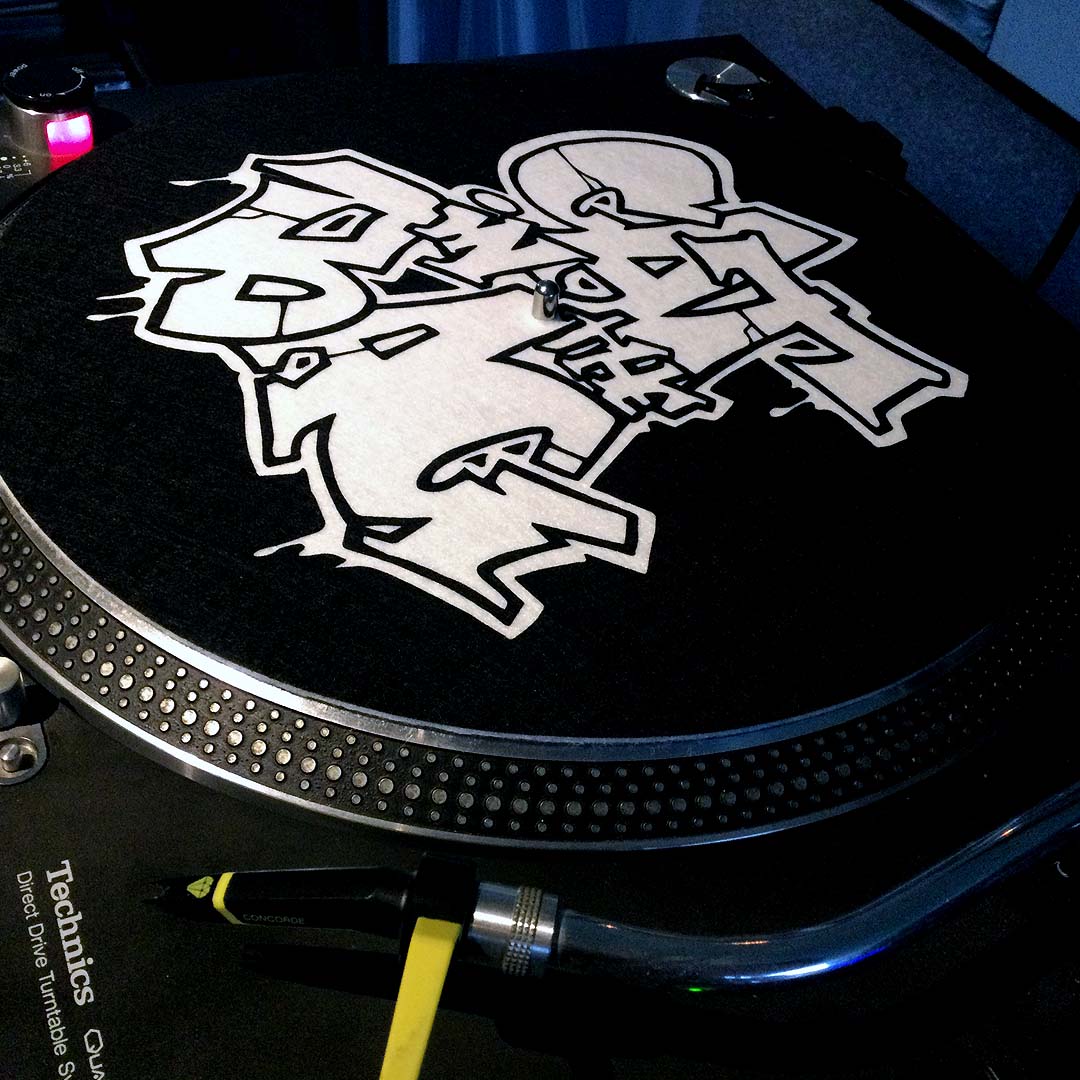CAT IN THE BAG SLIPMAT (2x)