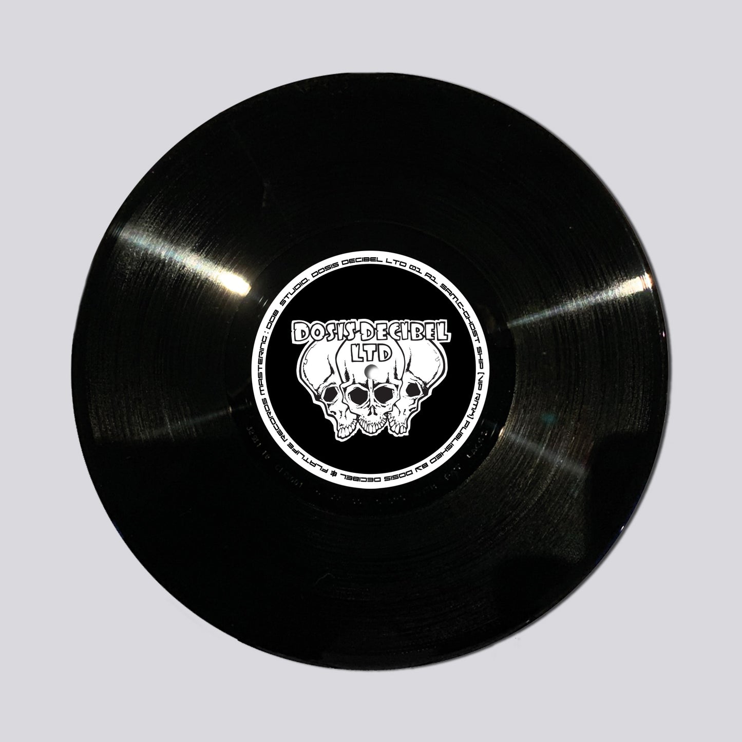 DOSIS DECIBEL LTD 01